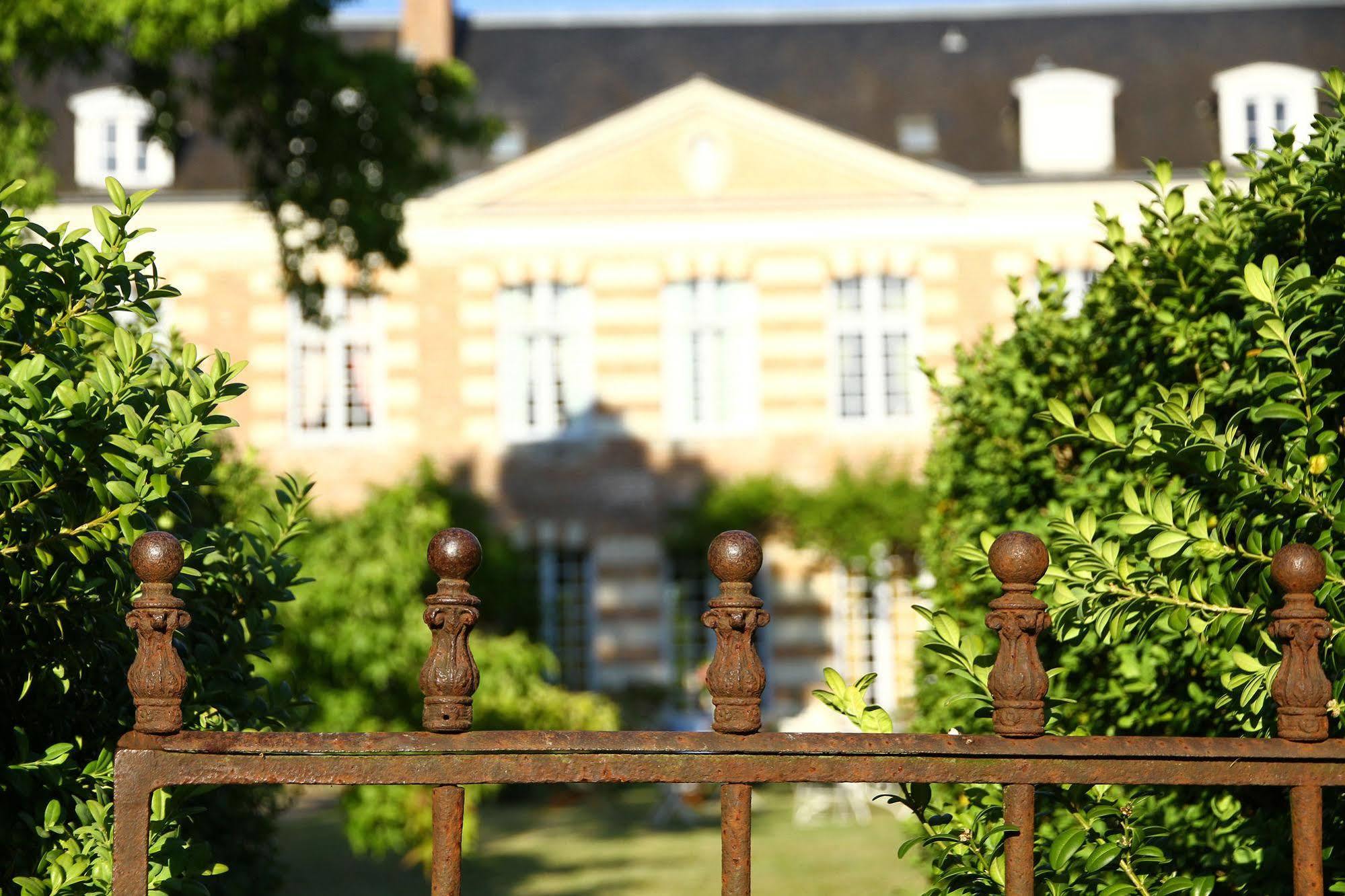 Chateau De La Giraudiere Villeny Екстериор снимка